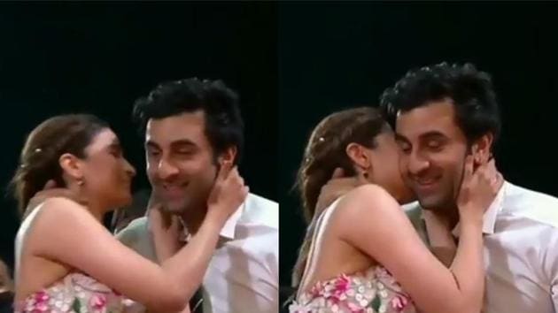 Alia Bhatt and Ranbir Kapoor at Zee Cine Awards.(Instagram)