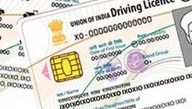 Smart card driving licence holders will no longer need a no-objection certificate (NOC) from the regional transport office (RTO) to renew the licence, get copies made or change the address.(HT File Photo)