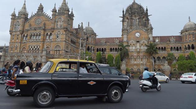 The EC may hire black-and-yellow cabs in the city limits, and autorickshaws in the suburbs of Mumbai on the voting day , April 29.(AFP) The EC may hire black-and-yellow cabs in the city limits, and autorickshaws in the suburbs of Mumbai on the voting day , April 29.(AFP)