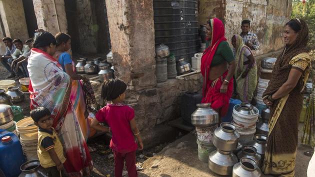 As summer sets in, drought conditions and acute water scarcity in central Maharashtra’s Marathwada region are getting worse. Drought is not new to the region, which has seen three droughts in four years. (Pratik Chorge / HT Photo)