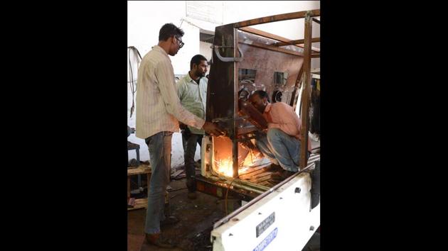 India has a history of political violence, with particular bloodshed around election time as competition intensifies between parties. More than 100 politicians or party officials were murdered in 2016 alone, the latest figures from National Crime Records Bureau show. Twenty-five Congress politicians were murdered in an ambush on their convoy in 2013 by Maoist rebels in Chhattisgarh, as the state prepared for elections. (Narinder Nanu / AFP)