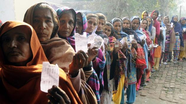 Patiala, India-30 December 2018::::::voters showing Voter Slips before casting her vote during the panchayati election at Dharamkot village in Patiala on Sunday, December 30, 2018.(Bharat Bhushan/Hindustan Times)