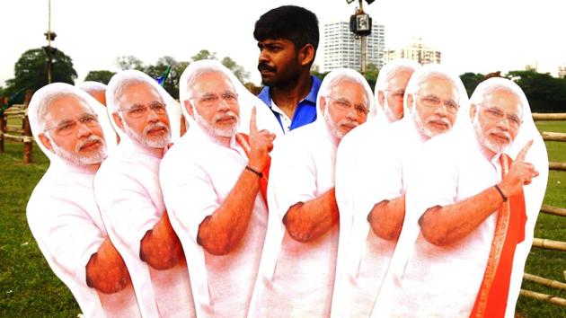 Alleging that Bengal CM Mamata Banerjee created obstacles impeding the development that he delivered in other states, PM Modi described the Trinamool Congress chief as “speed breaker Didi” and urged people to remove the hindrance from their way. Assembly elections will be held in Bengal in 2021 and BJP leaders have voiced in public rallies that the 2019 polls will mark the beginning of the end for Trinamool Congress. (Samir Jana / HT File)