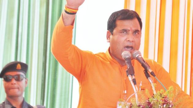 Loni MLA Nand Kishor Gurjar has urged UP chief minister Yogi Adityanath to rename Loni as Parshuramnagar. The lawmaker said this on April 3 while addressing an election rally in the town which is part of the Ghaziabad Lok Sabha seat.(HT Photo) Loni MLA Nand Kishor Gurjar has urged UP chief minister Yogi Adityanath to rename Loni as Parshuramnagar. The lawmaker said this on April 3 while addressing an election rally in the town which is part of the Ghaziabad Lok Sabha seat.(HT Photo)