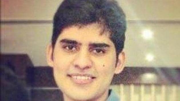 Kanishak Kataria, a BTech from IIT Bombay, has topped the civil services final examination.(Twitter/@KanishakKataria) Kanishak Kataria, a BTech from IIT Bombay, has topped the civil services final examination.(Twitter/@KanishakKataria)