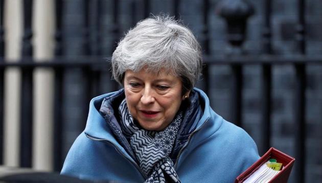 British Prime Minister?Theresa?May is seen outside Downing Street in London, Britain, April 3, 2019. REUTERS/Peter Nicholls(REUTERS)