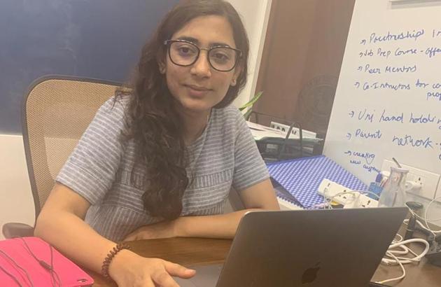 Bryn More College girl Saloni Khemka who cracked UPSC exam 2018 (HT) Bryn More College girl Saloni Khemka who cracked UPSC exam 2018 (HT)