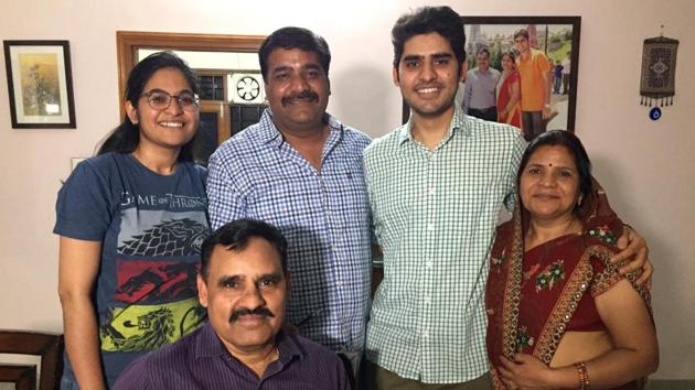 KANISHAK KATARIA (SECOND FROM RIGHT) WITH HIS FATHER (SITTING), MATERNAL UNCLE, SISTER AND MOTHER AT HIS JAIPUR HOUSE ON FRIDAY EVENING.(Rakesh Goswami/HT)