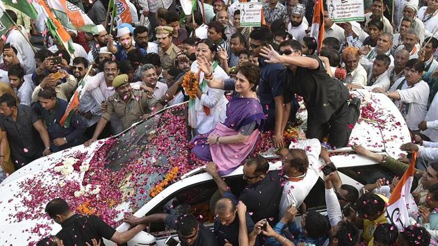 Congress General Secretary Priyanka Vadra during a roadshow, ahead of the Lok Sabha polls, in Ghaziabad.(Raj K Raj/HT PHOTO) Congress General Secretary Priyanka Vadra during a roadshow, ahead of the Lok Sabha polls, in Ghaziabad.(Raj K Raj/HT PHOTO)