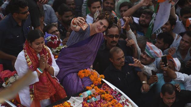 Congress General Secretary Priyanka Vadra during a roadshow ahead of the Lok Sabha polls, in Ghaziabad, Haryana. (Raj K Raj / HT Photo) Congress General Secretary Priyanka Vadra during a roadshow ahead of the Lok Sabha polls, in Ghaziabad, Haryana. (Raj K Raj / HT Photo)