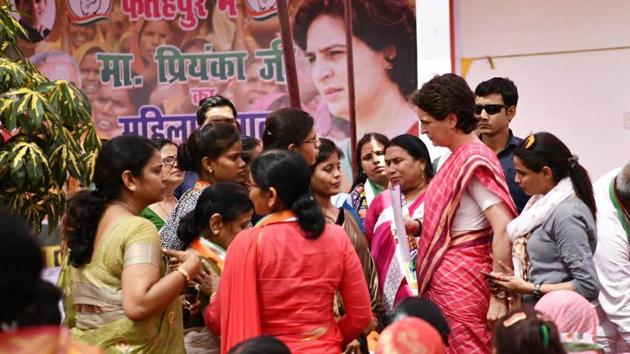 Congress General Secretary Priyanka Gandhi Vadra talks to the women supporters during the 'Mahila Samvad' program meet Aung in Fatehpur on Saturday.(ANI) Congress General Secretary Priyanka Gandhi Vadra talks to the women supporters during the 'Mahila Samvad' program meet Aung in Fatehpur on Saturday.(ANI)