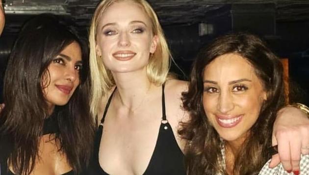Priyanka Chopra poses with sis-in-law Sophie Turner, both look divine