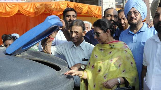Former Union minister and Congress candidate for Patiala Lok Sbha seat Preneet Kaur said it is difficult to vet each new member when hundreds of people join the party simultaneously. (HT File Photo) Former Union minister and Congress candidate for Patiala Lok Sbha seat Preneet Kaur said it is difficult to vet each new member when hundreds of people join the party simultaneously. (HT File Photo)