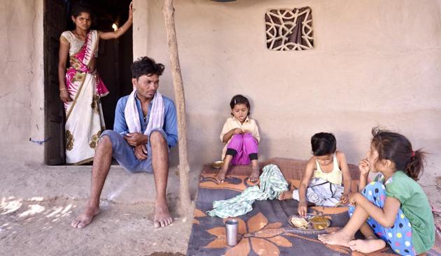 The situation is no different for the family of Mohan Pawar, who committed suicide on August 28 by hanging from a tree at Morgawan village, a few km from Bodhbodan, which saw the highest number of suicides in the district.(Anshuman Poyrekar/HT Photo)