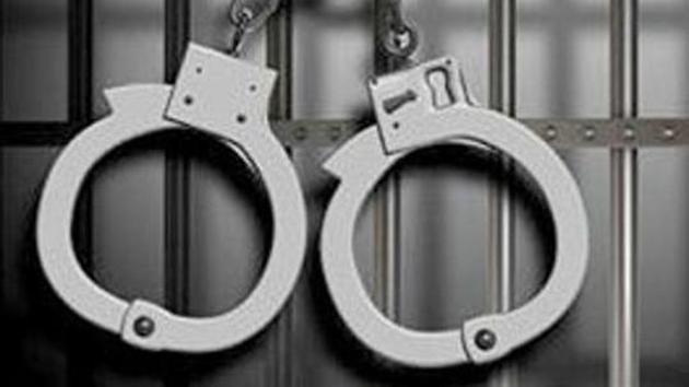 Four days after a private school cashier was shot and robbed of the Rs 5 lakh that she was carrying to deposit in a bank in west Delhi’s Mohan Garden, police on Monday claimed to have solved the case and arrested two men. (File Photo) Four days after a private school cashier was shot and robbed of the Rs 5 lakh that she was carrying to deposit in a bank in west Delhi’s Mohan Garden, police on Monday claimed to have solved the case and arrested two men. (File Photo)