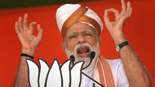 PM Narendra Modi cited Income Tax raids in Madhya Pradesh to target the Congress, alleging that “corruption is the character” of the principal Opposition party. Modi, speaking at an election rally in Maharashtra, said, “They have been saying ‘chowkidar chor hai’ for six months but see where bundles of notes are being recovered from.” His remarks were in response to the Congress’s ‘chowkidar chor hai’ campaign over the Rafale deal. (PTI)