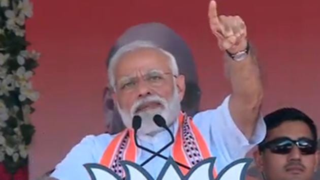 Prime Minister Narendra Modi addressing an election rally in Gujarat’s Junagarh on Wednesday.(Twitter/@BJP4India)