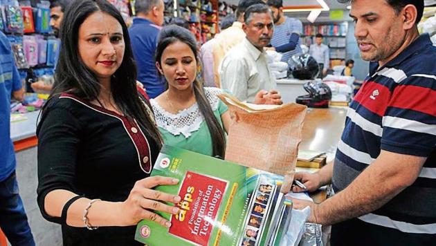 Customers purchasing books at Manchanda books and stationery store at Sector 19, Chandigarh (HT File) Customers purchasing books at Manchanda books and stationery store at Sector 19, Chandigarh (HT File)