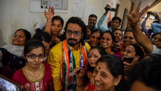 Pune, India - April 9, 2019: Dr. Amol Kolhe after filing the application for election in Shirur constituency at collector office in Pune, India, on Tuesday, April 9, 2019. (Photo by Sanket Wankhade/HT PHOTO) 