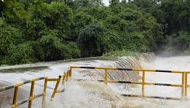 Villagers and police rushed to the spot, but could only recover their bodies from the dam.(HT Photo)