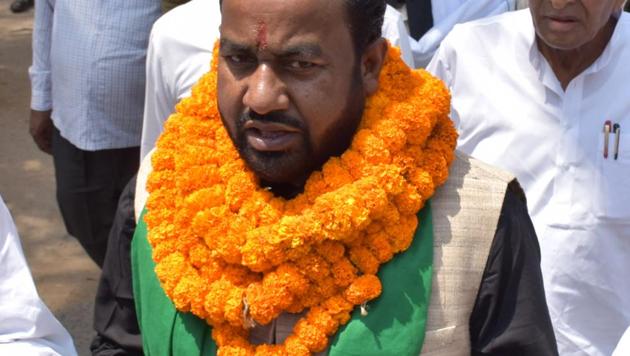 RJD candidate for Palamu parliamentary constituency Guran Ram going file his nomination for the Lok Sabha election at district collectoriate in Daltonganj on Saturday(File)