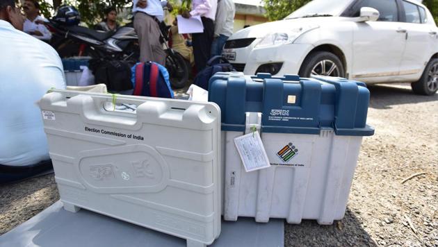 Electronic Voting Machines (EVM) and other election material seen during the distribution ahead of the Lok Sabha elections, at Phool Mandi, Noida Phase 2, in Noida, India, on Wednesday. (Virendra Singh Gosain/HT PHOTO) Electronic Voting Machines (EVM) and other election material seen during the distribution ahead of the Lok Sabha elections, at Phool Mandi, Noida Phase 2, in Noida, India, on Wednesday. (Virendra Singh Gosain/HT PHOTO)