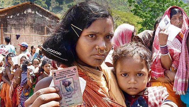 Lok Sabha elections 2019| Day 1: Long queues but (Arabinda Mahapatra /HT) Lok Sabha elections 2019| Day 1: Long queues but (Arabinda Mahapatra /HT)