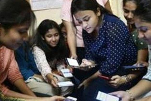 UP Board 12th Result 2019 LIVE: Students can check their results online(PTI)