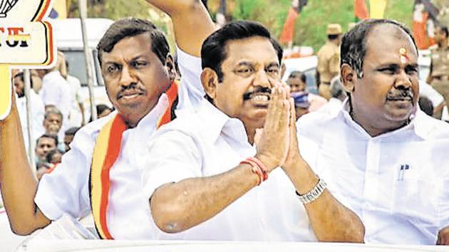 Salem is considered a fortress of the ruling AIADMK. In the 2016 assembly polls; the party won 41 out of the 47 seats in the region’s Coimbatore, Tiruppur, Salem, Erode, Karur and Namakkal districts.(PTI)