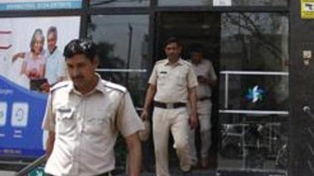 Cops hunt for man accused of flashing at woman in sector 23(Yogendra Kumar/HT PHOTO) Cops hunt for man accused of flashing at woman in sector 23(Yogendra Kumar/HT PHOTO)