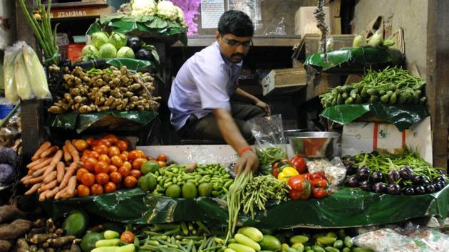 Inflation in the ‘food articles’ basket hardened to 5.68 per cent during March 2019 as against 4.28 per cent in February, as prices of vegetables skyrocketed. (Kalpak Pathak/Hindustan Times File Photo) Inflation in the ‘food articles’ basket hardened to 5.68 per cent during March 2019 as against 4.28 per cent in February, as prices of vegetables skyrocketed. (Kalpak Pathak/Hindustan Times File Photo)