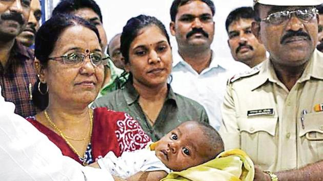 A two-month-old boy was rescued from Nashik on Monday, two weeks after he was kidnapped from Chhatrapati Shivaji Maharaj Terminus (CSMT).(HT Photo)