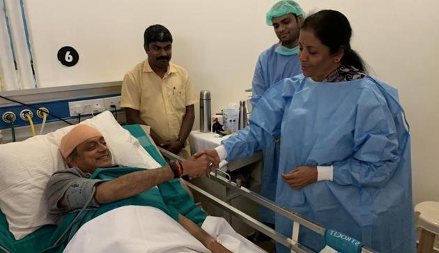 Defence Minister Nirmala Sitharaman on Tuesday visited Congress leader and Thiruvananthapuram candidate Shashi Tharoor, who is recovering at a hospital after a freak accident. (Shashi Tharoor/Twitter) Defence Minister Nirmala Sitharaman on Tuesday visited Congress leader and Thiruvananthapuram candidate Shashi Tharoor, who is recovering at a hospital after a freak accident. (Shashi Tharoor/Twitter)