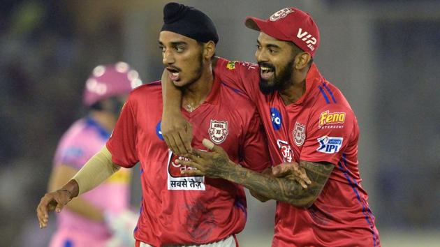 Kings XI Punjab bowler Arshdeep Singh (C) celebrates with his team mate KL Rahul (R). (AFP) Kings XI Punjab bowler Arshdeep Singh (C) celebrates with his team mate KL Rahul (R). (AFP)