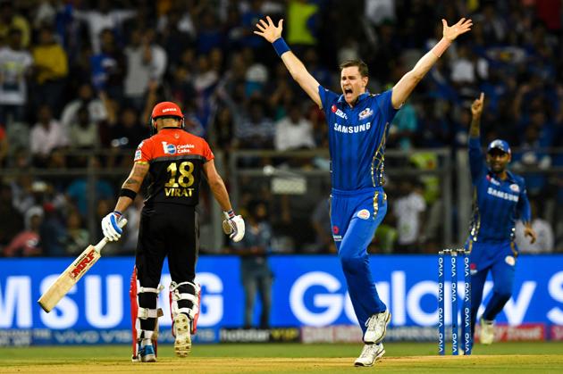 Jason Behrendorff got Mumbai Indians off to a brilliant start with the wicket of Virat Kohli. (AFP)