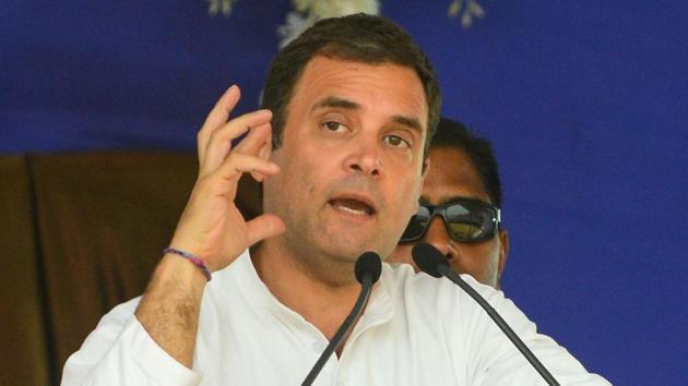 Congress president Rahul Gandhi addressing an election rally ahead of second phase of the Lok Sabha polls.(AFP)