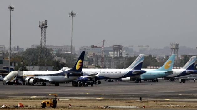 About 150 of the 400 staff working with the Directorate General of Civil Aviation (DGCA) have submitted a representation to the civil aviation ministry demanding what is called a group A central service.(HT File Photo)