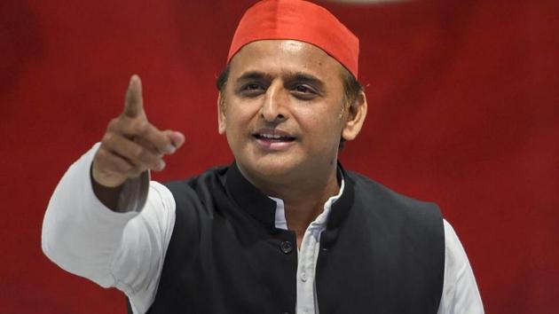 Samajwadi Party chief Akhilesh Yadav on Tuesday took on Prime Minister Narendra Modi on his reference to the alliance in Uttar Pradesh as “mahamilawat” and asked what would the BJP’s alliance with 38 parties be called.(PTI File Photo) Samajwadi Party chief Akhilesh Yadav on Tuesday took on Prime Minister Narendra Modi on his reference to the alliance in Uttar Pradesh as “mahamilawat” and asked what would the BJP’s alliance with 38 parties be called.(PTI File Photo)