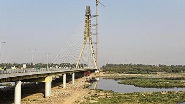While the Signature Bridge was constructed by the Delhi Tourism and Transport Development Corporation (DTTDC), the project was being overseen by the state Public Works Department (PWD).(HT Photo)