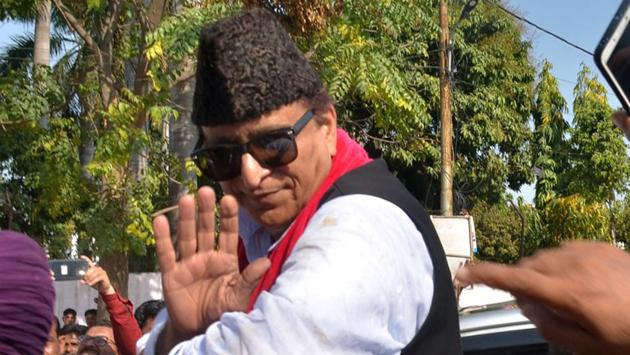 Samajwadi Party leader Azam Khan (PTI File) Samajwadi Party leader Azam Khan (PTI File)