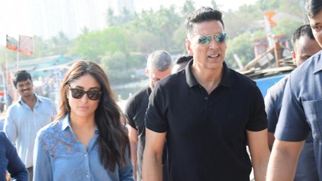 Mumbai: Actors Kareena Kapoor and Akshay Kumar seen at Madh Jetty, Mumbai on April 6, 2019. (Photo: IANS)(IANS) Mumbai: Actors Kareena Kapoor and Akshay Kumar seen at Madh Jetty, Mumbai on April 6, 2019. (Photo: IANS)(IANS)