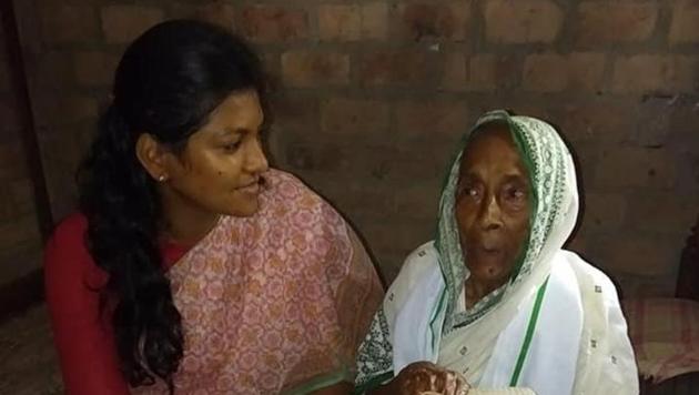 The 102-year-old Bibi, a resident of Dhanipur village in Lala Tehsil will vote at a polling booth in Karimganj (reserved) Lok Sabha constituency Thursday. (Twitter/@DC_HAILAKANDI) The 102-year-old Bibi, a resident of Dhanipur village in Lala Tehsil will vote at a polling booth in Karimganj (reserved) Lok Sabha constituency Thursday. (Twitter/@DC_HAILAKANDI)