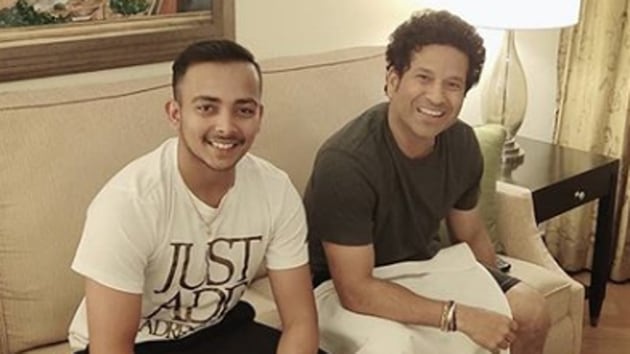 Prithvi Shaw and Sachin Tendulkar.(Prithvi Shaw/ Twitter)