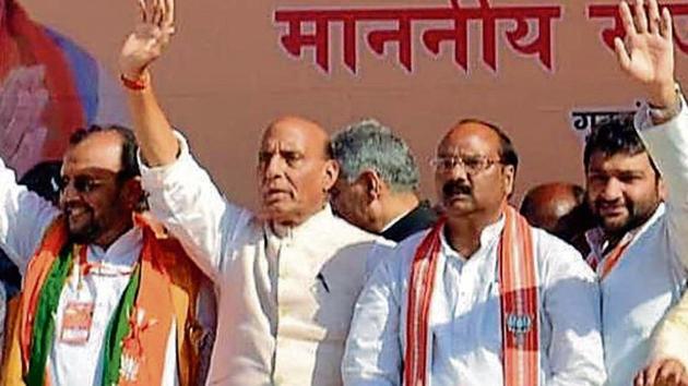 Union home minister Rajnath Singh at an election rally in Shahjahanpur, April 17, 2019.(HT Photo)