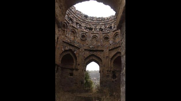 Experts say the tomb demonstrates influences of the Lodhi period. “The tombs are similar to the tombs created by the Khanzadas of Mewat. The height and the double-storey nature of the structures demonstrates a Lodhi influence visible in monuments in Delhi. Many local leaders would often replicate the same architectural style,” Shikha Jain, convener INTACH, Haryana chapter, said. (Yogendra Kumar / HT Photo) Experts say the tomb demonstrates influences of the Lodhi period. “The tombs are similar to the tombs created by the Khanzadas of Mewat. The height and the double-storey nature of the structures demonstrates a Lodhi influence visible in monuments in Delhi. Many local leaders would often replicate the same architectural style,” Shikha Jain, convener INTACH, Haryana chapter, said. (Yogendra Kumar / HT Photo)