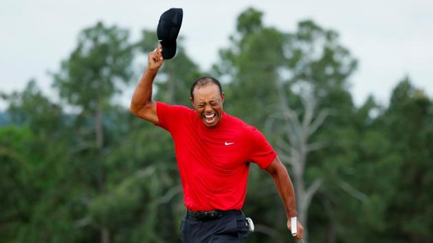 Tiger Woods of the US celebrates on the 18th hole after winning the 2019 Masters at Augusta National Golf Club in Augusta, Georgia. (Brian Snyder / REUTERS) 