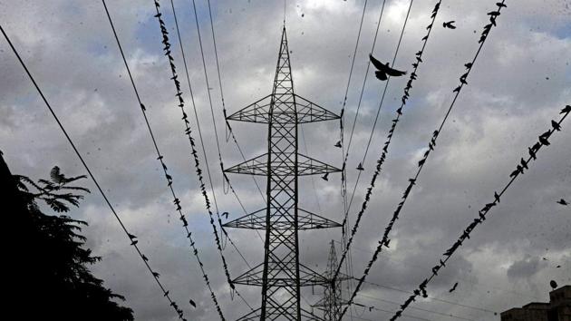 In summer, Mumbai’s power demand goes upto 3,400 MW. (HT FIle/Representational Image) In summer, Mumbai’s power demand goes upto 3,400 MW. (HT FIle/Representational Image)