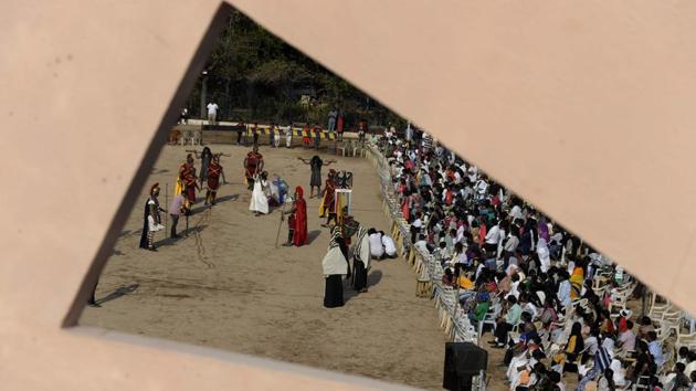 Catholics re-enact the crucifixion of Jesus Christ at Holy Family Church in Secunderabad, the twin city of Hyderabad, in Telangana. (Noah Seelam / AFP) Catholics re-enact the crucifixion of Jesus Christ at Holy Family Church in Secunderabad, the twin city of Hyderabad, in Telangana. (Noah Seelam / AFP)