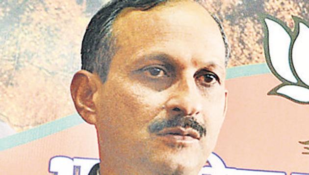 The Election Commission had on Wednesday served another notice on Satti for violating the model code of conduct.(HT Photo) The Election Commission had on Wednesday served another notice on Satti for violating the model code of conduct.(HT Photo)