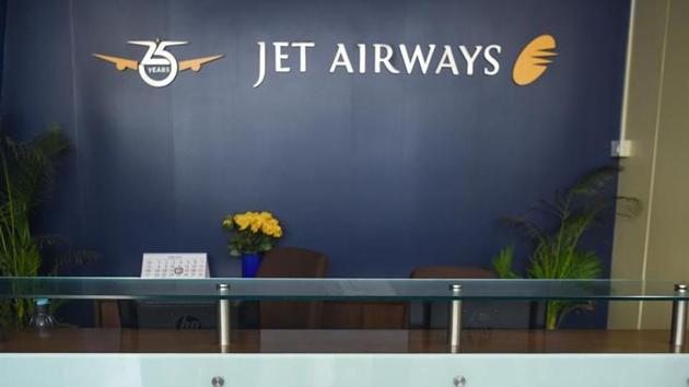 Senior executives of grounded Jet Airways met the Union finance minister Arun Jaitley on Friday and requested him to direct the banks to release at least one month’s salary.(AFP File Photo)